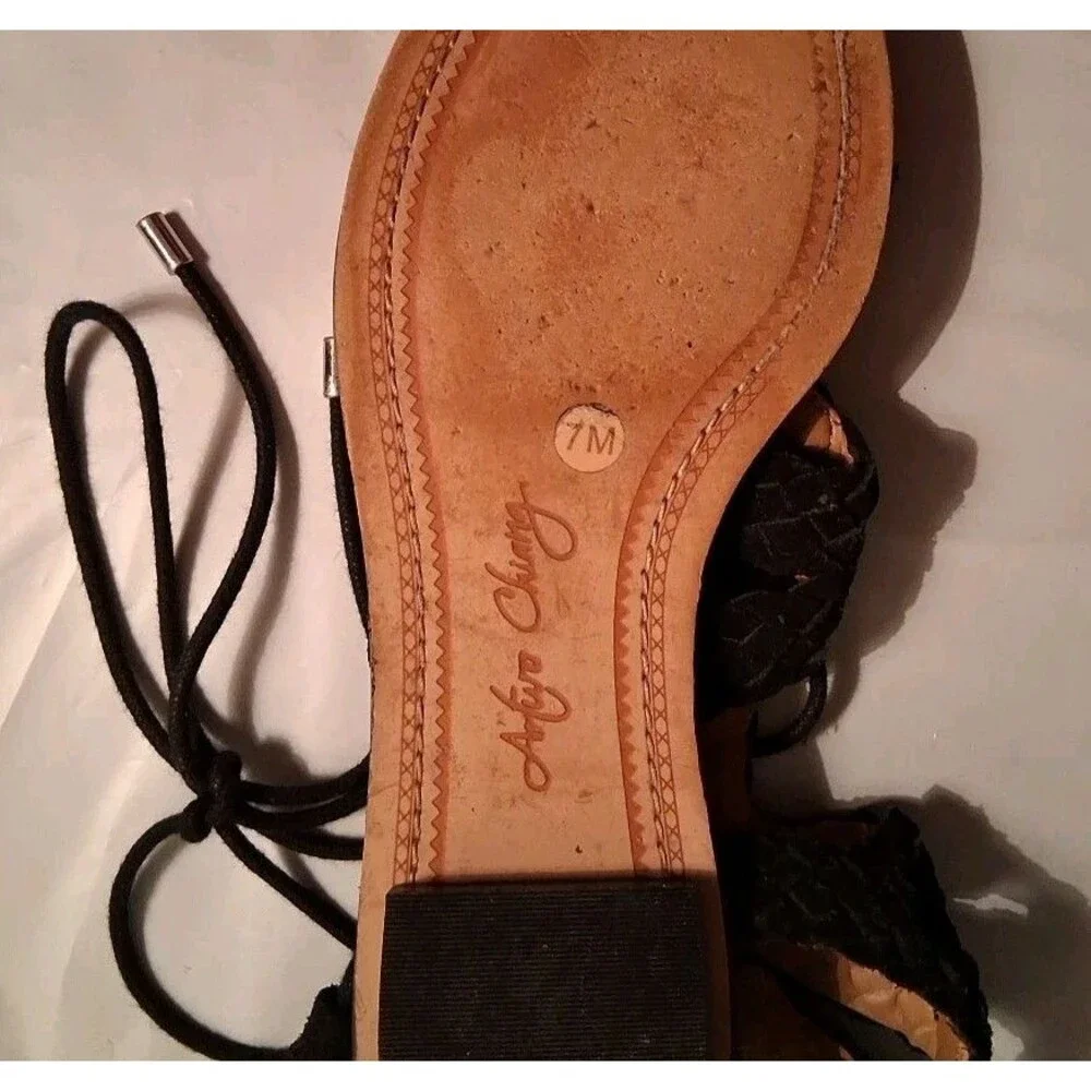 Arturo Chiang Women's black braided suede Leather Sandals   Size‎ 7M